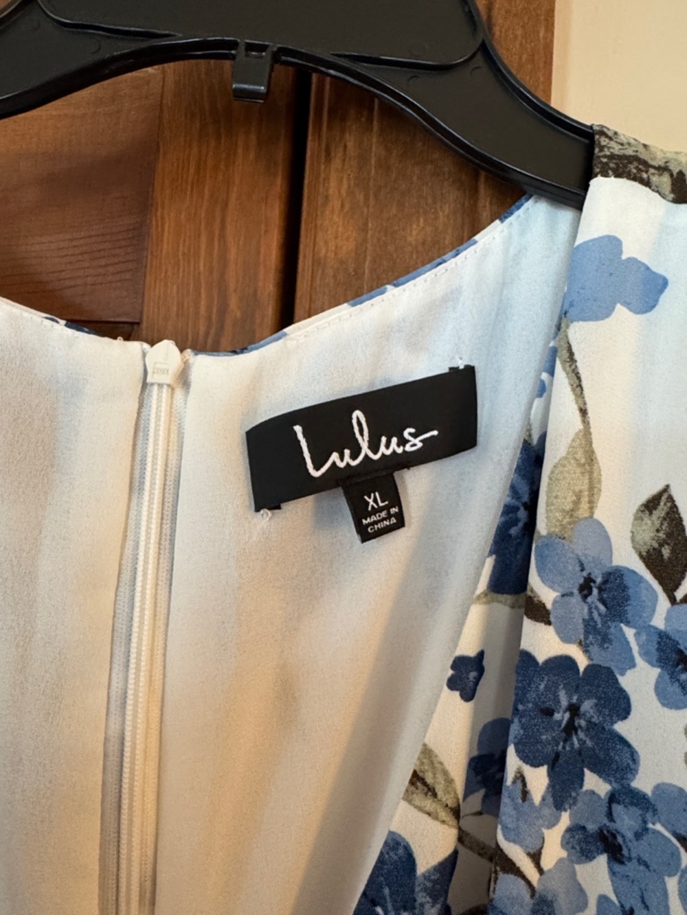 Lulu's White Floral Wrap Midi Dress with Blue Florals - size XL - Picture 2 of 3